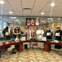 الطالبة اعتزاز الرويلي .. تربط درس العلوم بالحياة البيئية
