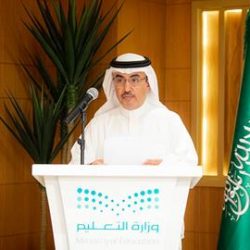  ” مليونان و700 ” ألف ريال مكافآت طلاب وطالبات .. تعليم عسير