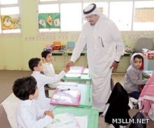 محافظ «ألمع» يكرم مدير السلامة في «التربية»