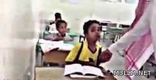 جازان: عائلة تفاجئ ابنها بسيارة “لكزس 2013” كهدية على تقاعده من التعليم