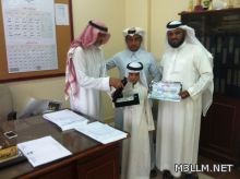 تعليم القصيم يتأكد من سلامة طالب توفي والده بكورونا قبيل الاختبارات