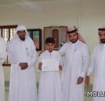أثناء غياب المعلم عن حصته مشاجرة طالب مع زميله تؤدي إلى جرح في قرنية العين