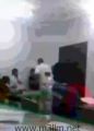 بالفيديو.. معلم مصري يضرب طلابه بعصا جلدية في “ينبع البحر”