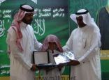 طالب “ابتدائي” يشطب إجابته الصحيحة ويكتب أخرى خاطئة أملا في رفقة النبي
