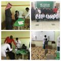 طلاب قسم  البصريات بجامعة القصيم في زيارة لابتدائية الأشعري ببريدة