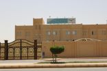 مدير تعليم المذنب .. يكرم المدارس المتميزة بتفعيل برامج وأنشطة النشاط الطلابي
