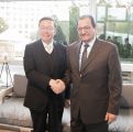 ” وزير التعليم ” يبحث مع نائب وزير التعليم الصيني تعليم “اللغة الصينية” وتدريب المعلمين ورياضات الدفاع عن النفس