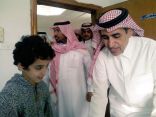 وزير التعليم الجديد يفاجئ مدرسة العريجاء الابتدائية بالرياض بزيارة صباحية