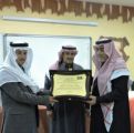 مساعد مدير تعليم تبوك يفتتح ركن ( المعلم والطالب ) في مدرسة الزبير بن العوام
