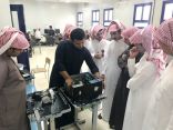  طالب في ثانوية الفرعين بأحد رفيدة يعيد تأهيل أجهزة الحاسب الآلي