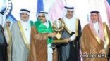 وزير التعليم العالي يمنح مليون ريال لتميز جامعة الملك عبدالعزيز