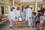 مدرسة الإمام البخاري تختتم أنشطتها والطالب المؤيد مني فارس المدرسة