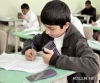 الطلاب في الامتحانات.. “عين على الساعة وأخرى على الورقة”