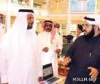 رجال ألمع.. معلم يتكفل بإنشاء مركز إعلامي