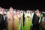أمير منطقة الرياض يتفقد نادي الحي بثانوية عرقة