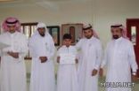 مدرسة البخاري تكرم المشاركين في برنامج أنا ومحيطي