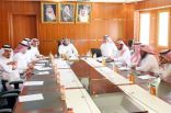 مجلس “المنطقة التعليمي” بالجوف يوصي بتشجيع استخدام التقنية   