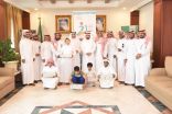 وكيل محافظ الرس يستقبل مدير التعليم وعددا من طلاب متلازمة داون