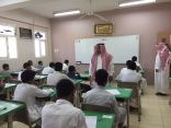 “القوفشي” يتفقد سير الإختبارات في متوسطة وثانوية المرابي