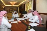 الحارثي يلتقي مديري التخطيط والمشاريع وممثل شركة أم القرى للتنمية والإعمار