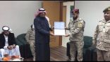 لجنة خلافة الغازي بالمنطقة الشمالية الغربية تكرم المرشد الطلابي بابتدائية تحفيظ القرآن الكريم