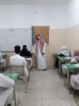 مدير مكتب تعليم أملج يتفقد سير اختبارات الفصل الدراسي الأول بمدارس المحافظة