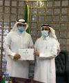 المسعودي يكرم المتأهلين والمتميزين في “تحدي القراءة”