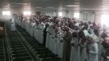 منسوبي مدرسة الملك خالد الثانوية يأدون صلاة الاستسقاء إستجابة لأمر خادم الحرمين الشريفين