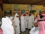 مدير التعليم بمحافظة صبيا  يفتتح معرض “شكرا وطني ” ويشيد بجهود المدارس