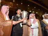 محافظ جدة يتوج تعليم حائل بطلًا لبطولة دوري المدارس الأولى لكرة القدم