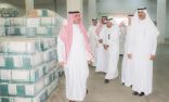 مدير تعليم منطقة تبوك يتفقد مستودعات الكتب