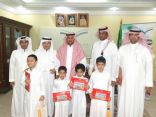 مدرسة حبيب بن زيد الإبتدائية تكرم أبناء المرابطين على الحد الجنوبي وأولياء أمورهم