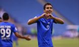 الهلال يتصدر بالرائد