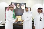 إدارة التوجيه والإرشاد بتعليم نجران تكرم الكلية التقنية